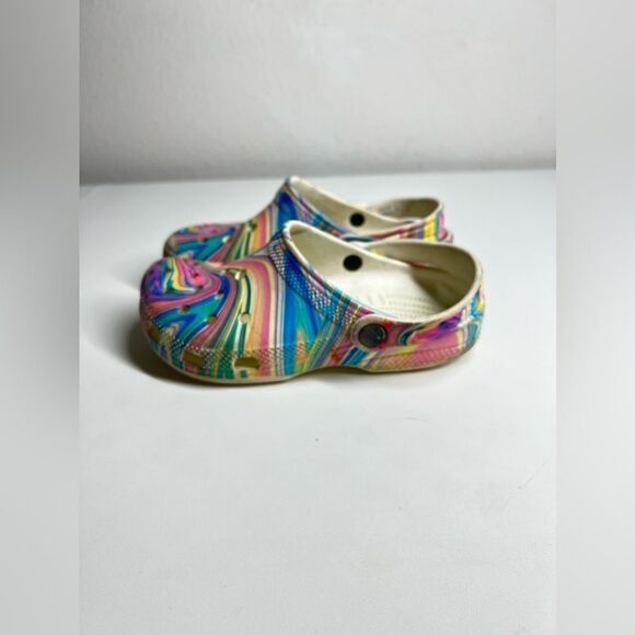 Crocs Unicorn Size 2Y - Picture 1 of 7